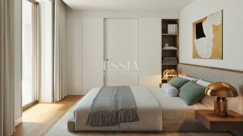 Apartamento T2 com Varanda e Terraço no Fernão Magalhães 127