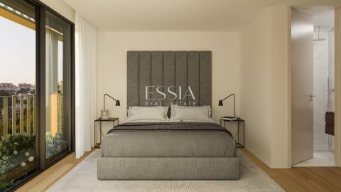 Apartamento T3 com Varanda e Vista Rio no Marina Douro