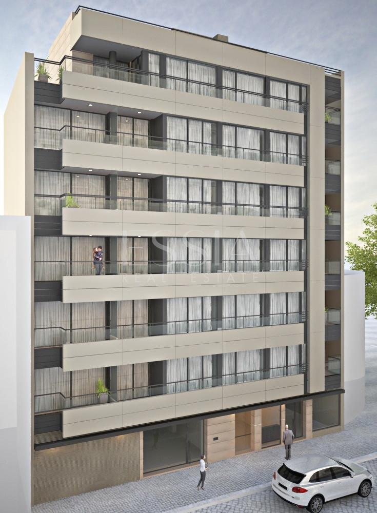 Apartamento T3 com Terraço e Box , no Centro da Cidade da Maia