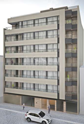 Apartamento T3 com Terraço e Box , no Centro da Cidade da Maia
