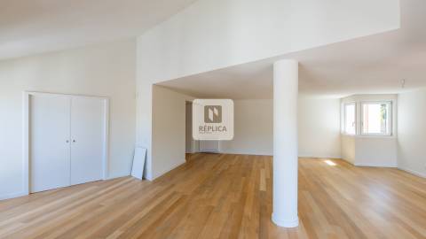 Apartamento T4 DUPLEX Venda em Aldoar, Foz do Douro e Nevogilde,Porto