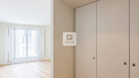 Apartamento T4 DUPLEX Venda em Aldoar, Foz do Douro e Nevogilde,Porto