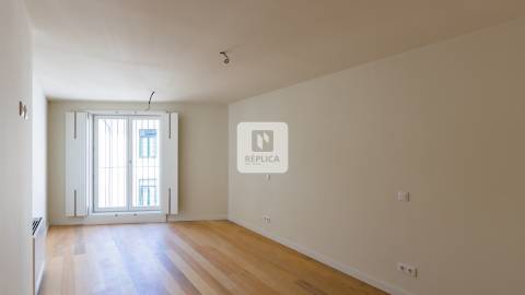 Apartamento T4 DUPLEX Venda em Aldoar, Foz do Douro e Nevogilde,Porto