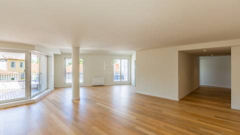 Apartamento T4 DUPLEX Venda em Aldoar, Foz do Douro e Nevogilde,Porto