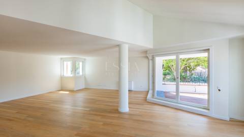 Apartamento T4 DUPLEX Venda em Aldoar, Foz do Douro e Nevogilde,Porto