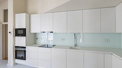 Apartamento T4 DUPLEX Venda em Aldoar, Foz do Douro e Nevogilde,Porto
