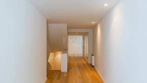 Apartamento T4 DUPLEX Venda em Aldoar, Foz do Douro e Nevogilde,Porto