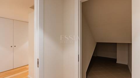 Apartamento T4 DUPLEX Venda em Aldoar, Foz do Douro e Nevogilde,Porto