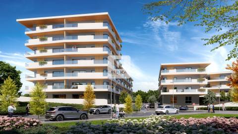 Loja  Venda em Ramalde,Porto