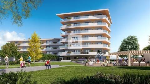 Loja  Venda em Ramalde,Porto