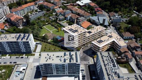 Loja  Venda em Ramalde,Porto