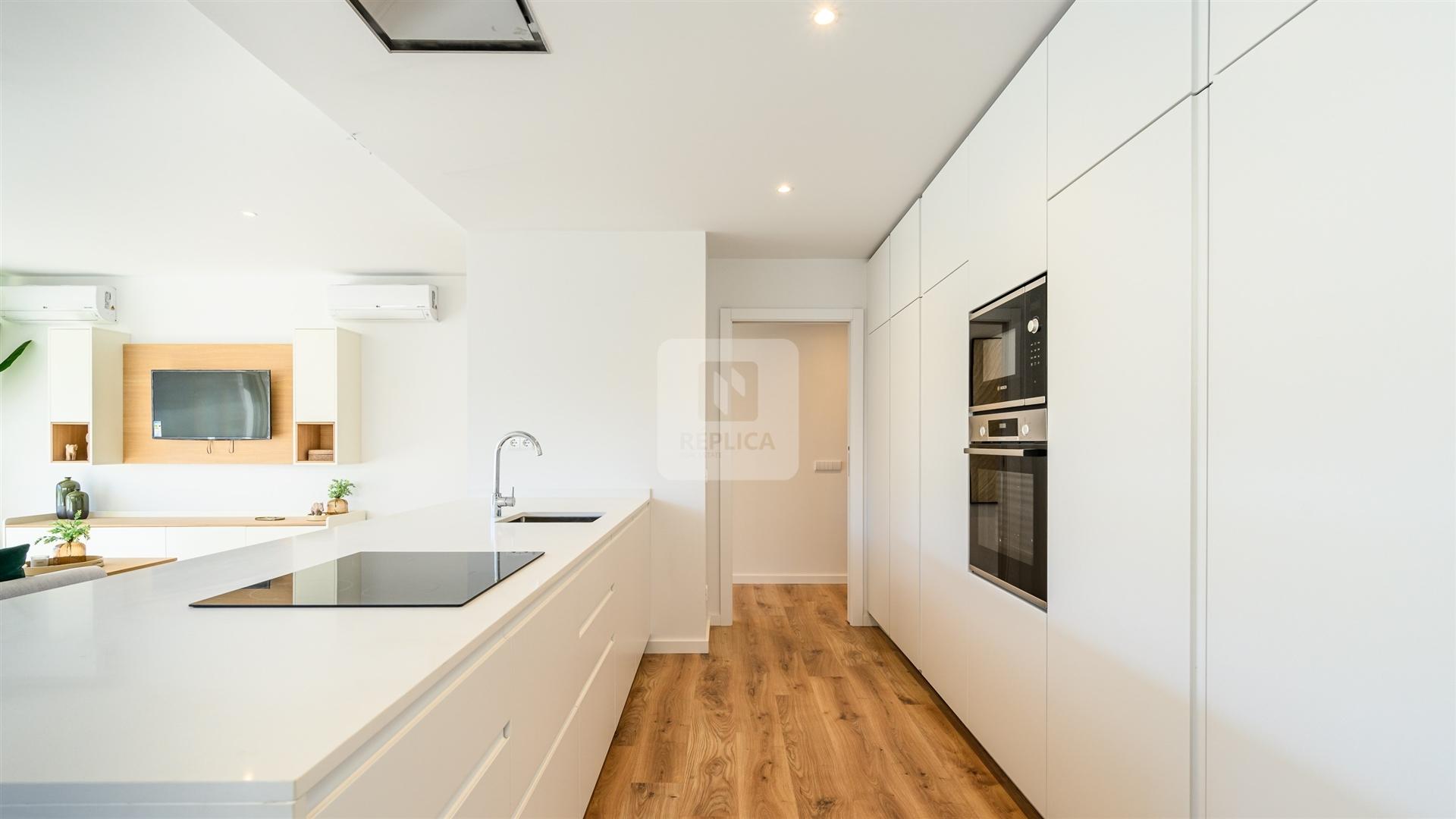 Apartamento T2 com Terraço em Ramalde | Porto