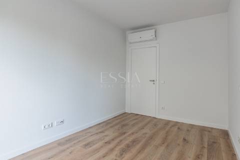 Apartamento T2 com Terraço em Ramalde | Porto