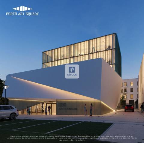 Excelente T1 com Varanda, Lugar de Garagem e Arrumos - Centro do Porto