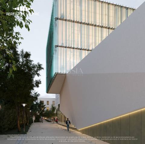 Excelente T1 com Varanda, Lugar de Garagem e Arrumos - Centro do Porto