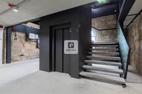 Edifício para arrendamento em Bairro histórico da cidade do Porto - Cedofeita