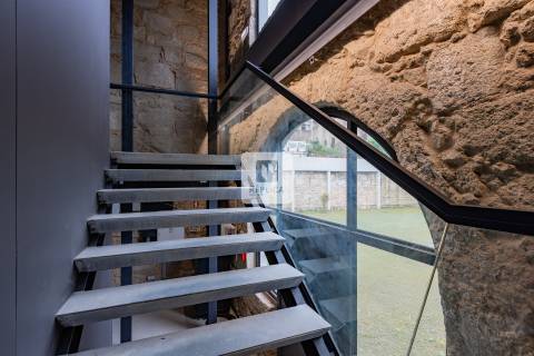 Edifício para arrendamento em Bairro histórico da cidade do Porto - Cedofeita