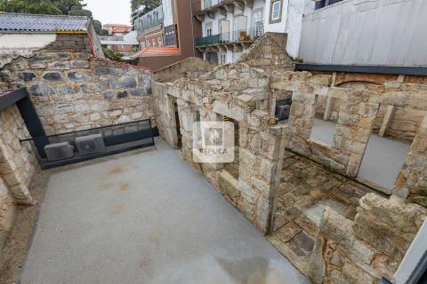 Edifício para arrendamento em Bairro histórico da cidade do Porto - Cedofeita