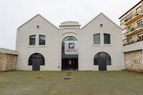 Edifício para arrendamento em Bairro histórico da cidade do Porto - Cedofeita