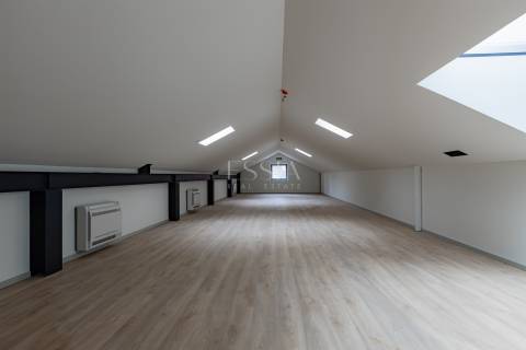 Edifício para arrendamento em Bairro histórico da cidade do Porto - Cedofeita