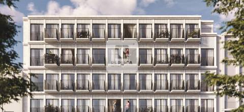 Apartamento T3, Venda,  Suite, Apartamento com Terraço, Jardim, Piscina, Porto, Baixa do Porto