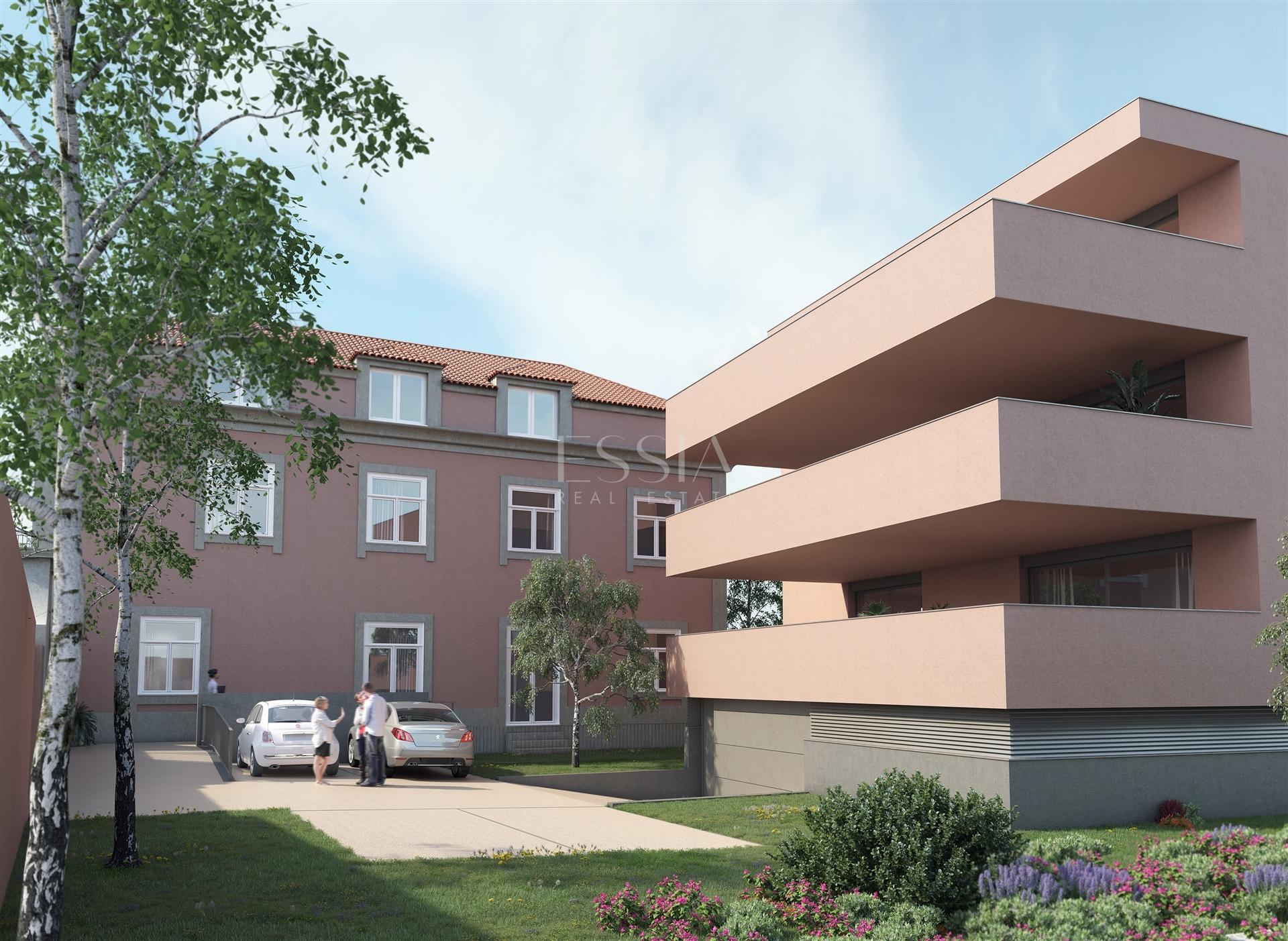 Apartamento T2 Duplex com 2 Varandas e Terraço em Ramalde