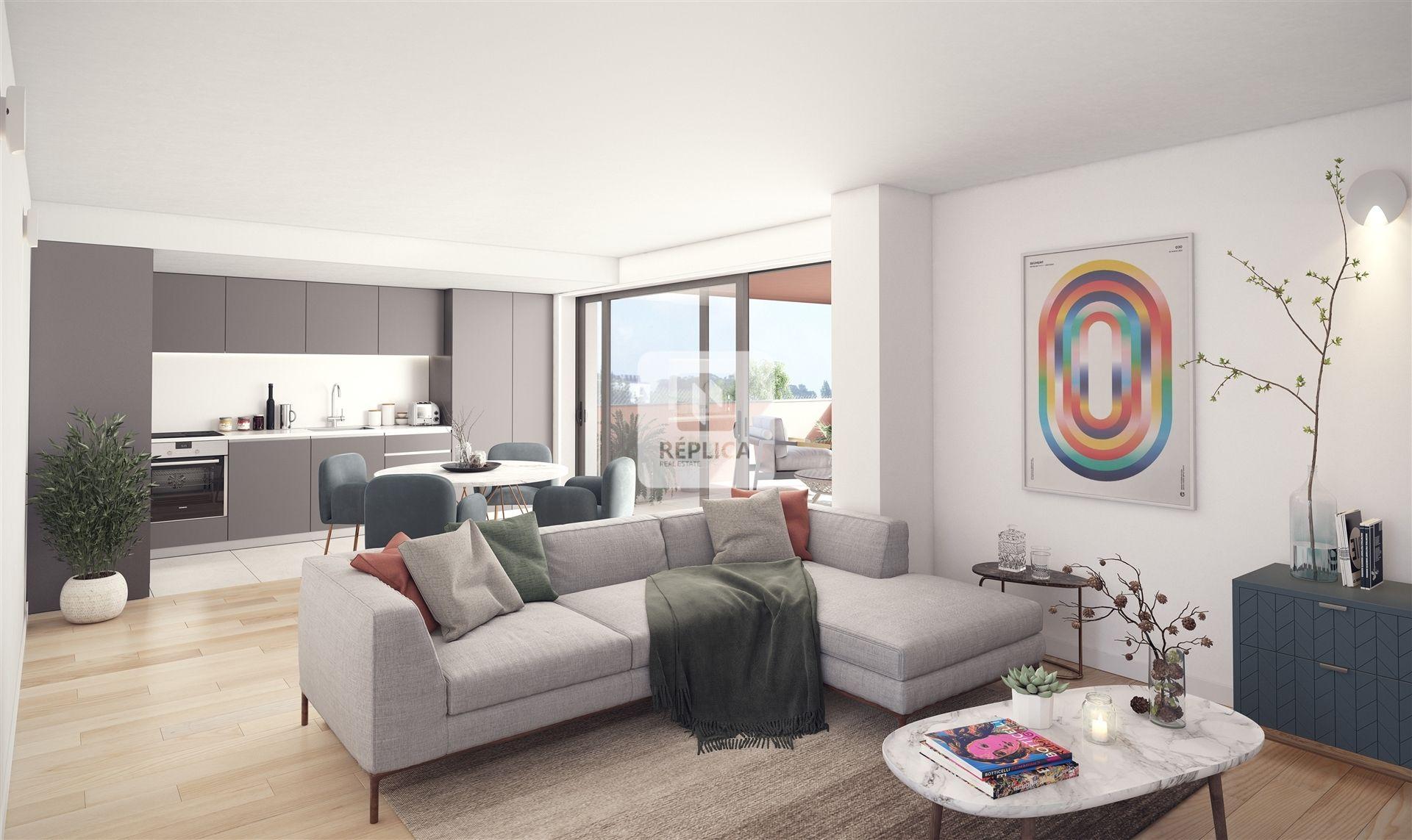 Apartamento T2 com Varandas e Garagem no Empreendimento Senhora do Porto 249
