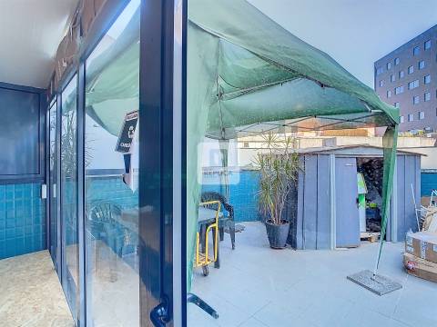 Espaço de escritório/loja para venda -  Casa da Música e Avenida da Boavista