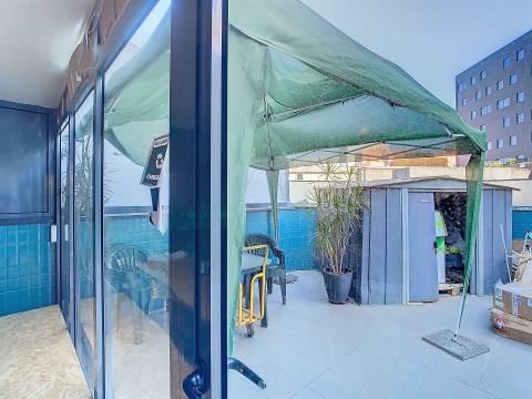 Espaço de escritório/loja para venda -  Casa da Música e Avenida da Boavista