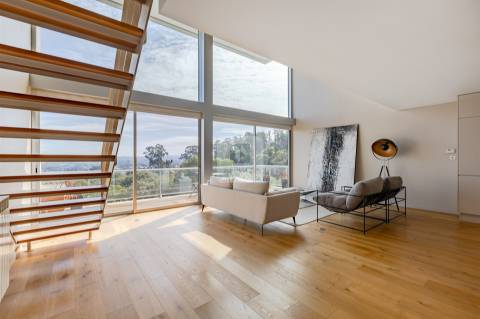 Loft T0 com Varanda na Quinta de Cravel em Vila Nova de Gaia