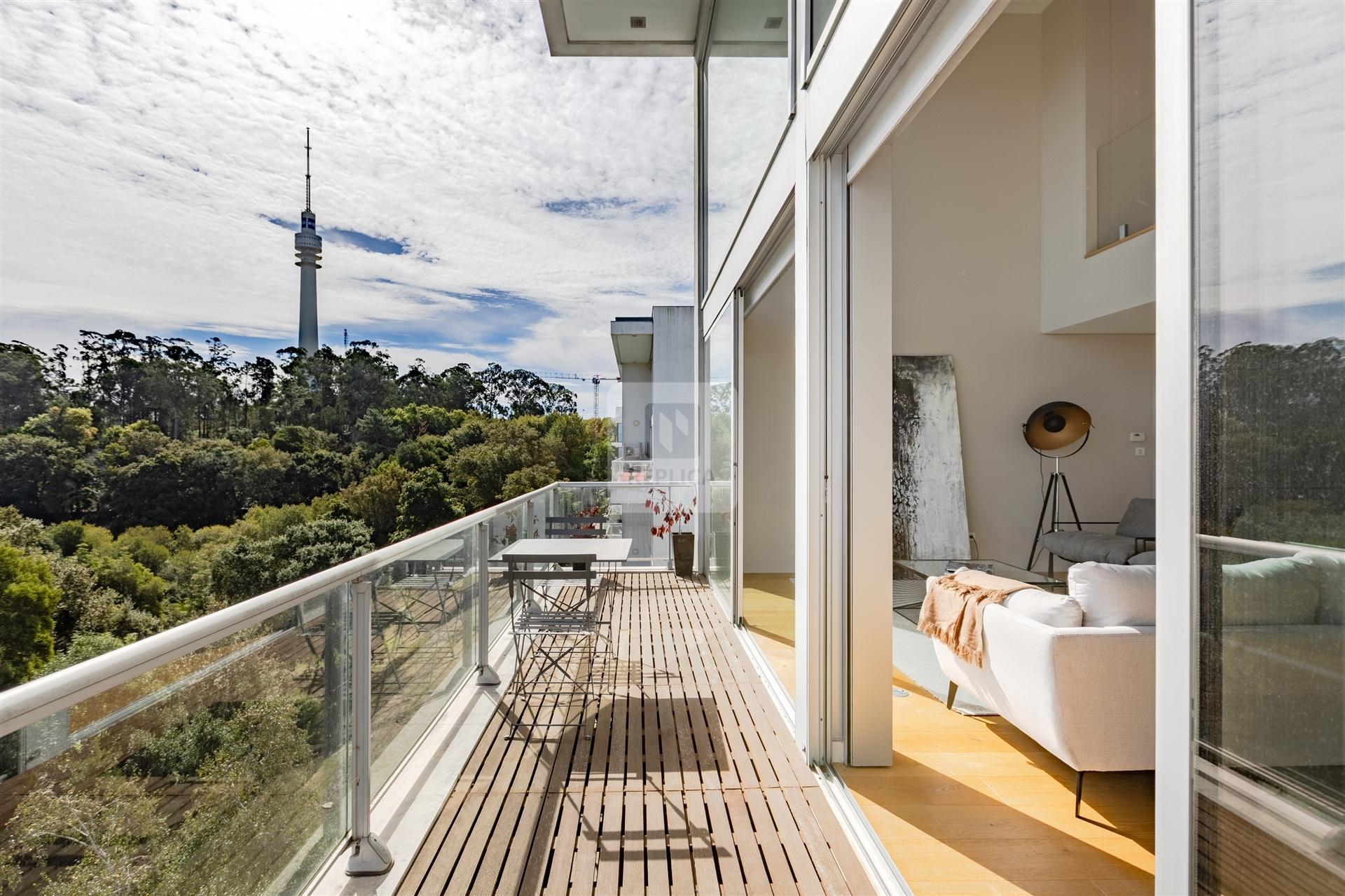 Loft T0 com Varanda na Quinta de Cravel em Vila Nova de Gaia