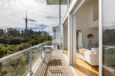 Loft T0 com Varanda na Quinta de Cravel em Vila Nova de Gaia