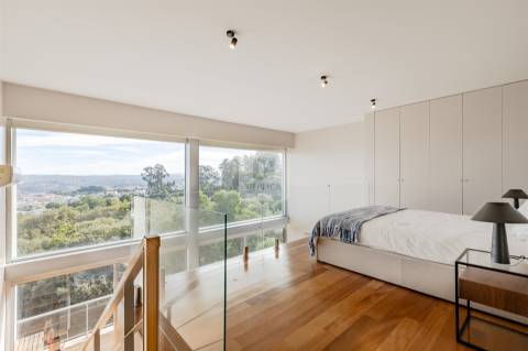 Loft T0 com Varanda na Quinta de Cravel em Vila Nova de Gaia