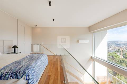 Loft T0 com Varanda na Quinta de Cravel em Vila Nova de Gaia
