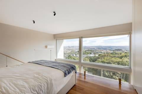 Loft T0 com Varanda na Quinta de Cravel em Vila Nova de Gaia