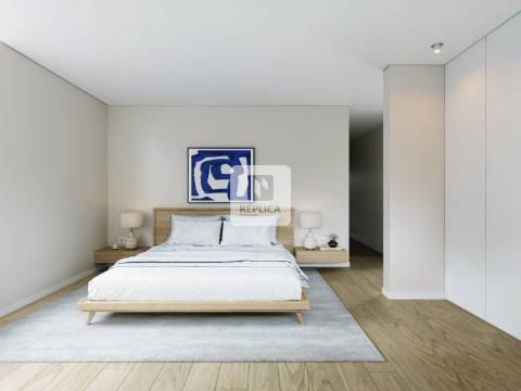 Moradia T4 Triplex com terraço, jardim e piscina no centro de Matosinhos Sul