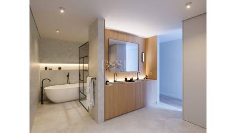 Moradia T4 Triplex com terraço, jardim e piscina no centro de Matosinhos Sul