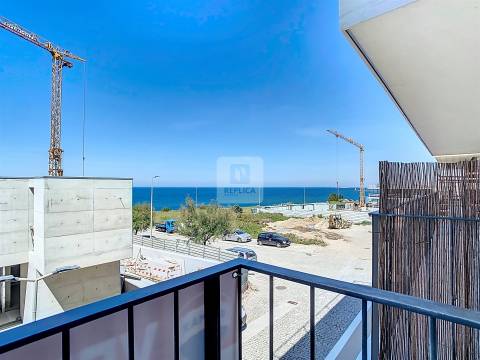 Apartamento T3 com varandas próximo ao mar em Canidelo, Vila Nova Gaia