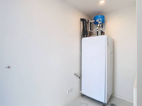 Apartamento T3 com varandas próximo ao mar em Canidelo, Vila Nova Gaia