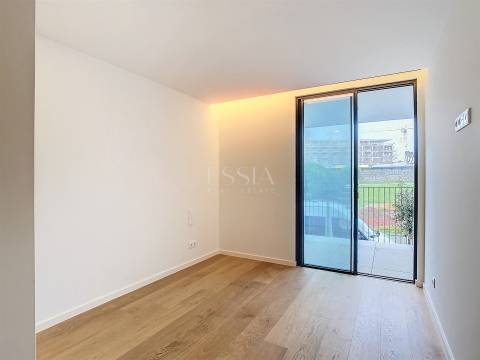 Apartamento T3 com varandas próximo ao mar em Canidelo, Vila Nova Gaia