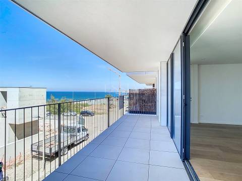 Apartamento T3 com varandas próximo ao mar em Canidelo, Vila Nova Gaia