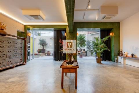 Estúdio/Loft de Luxo com Terraço e Acabamentos de Alta Qualidade - Bairro das Artes