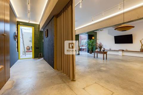 Estúdio/Loft de Luxo com Terraço e Acabamentos de Alta Qualidade - Bairro das Artes