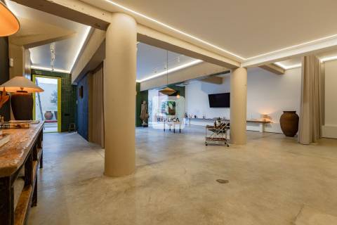 Estúdio/Loft de Luxo com Terraço e Acabamentos de Alta Qualidade - Bairro das Artes