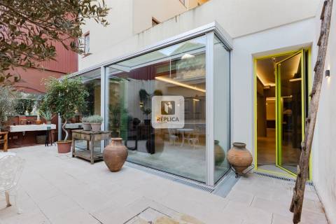 Estúdio/Loft de Luxo com Terraço e Acabamentos de Alta Qualidade - Bairro das Artes