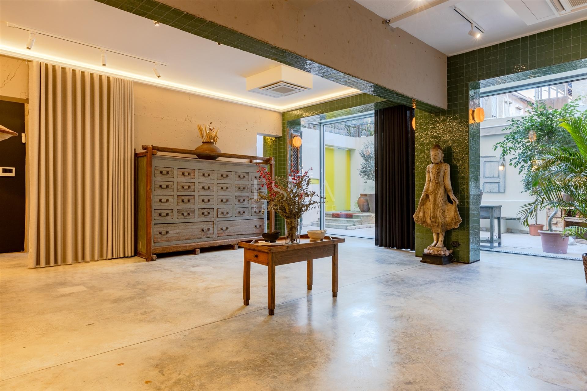 Estúdio/Loft de Luxo com Terraço e Acabamentos de Alta Qualidade - Bairro das Artes