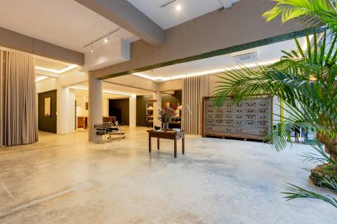 Estúdio/Loft de Luxo com Terraço e Acabamentos de Alta Qualidade - Bairro das Artes