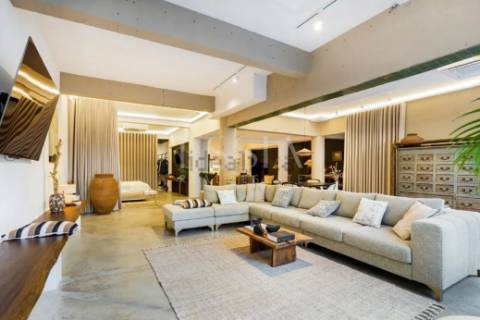 Estúdio/Loft de Luxo com Terraço e Acabamentos de Alta Qualidade - Bairro das Artes