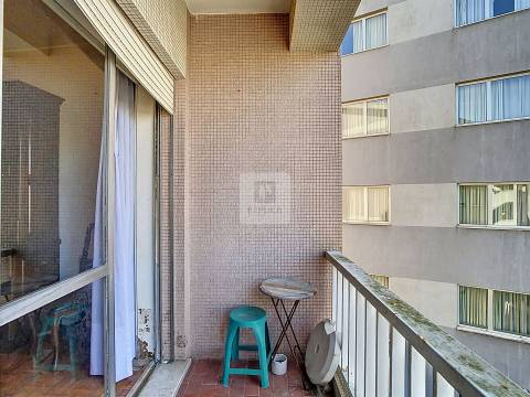 Apartamento T4 com Varandas - Casa da Música, Porto