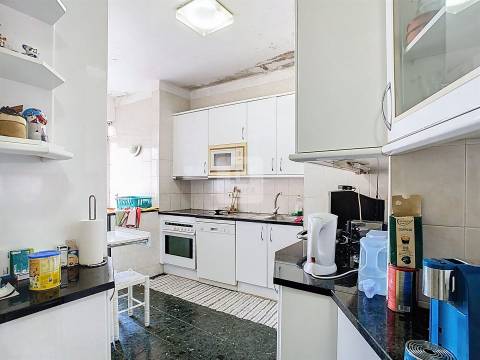 Apartamento T4 com Varandas - Casa da Música, Porto